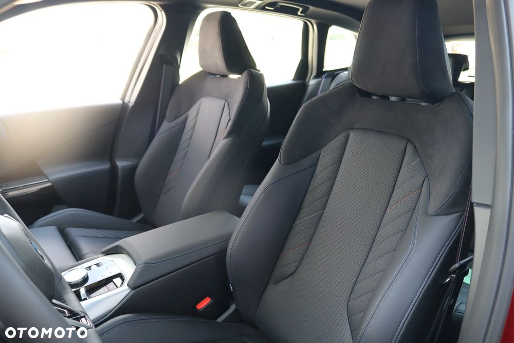 BMW X3 xDrive20 mHEV - 10