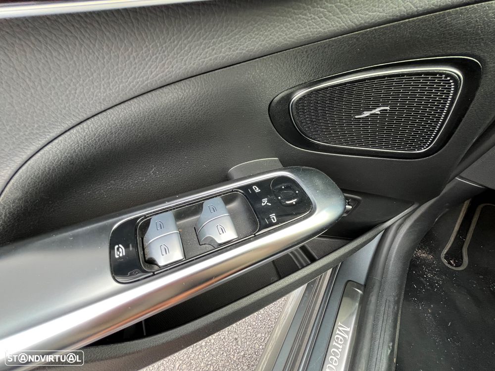 Mercedes-Benz C 300 e T 9G-TRONIC AMG Line - 14