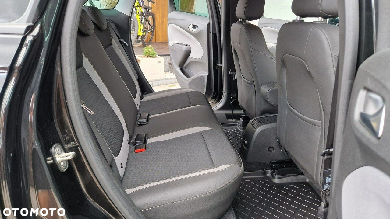 Opel Crossland X - 20