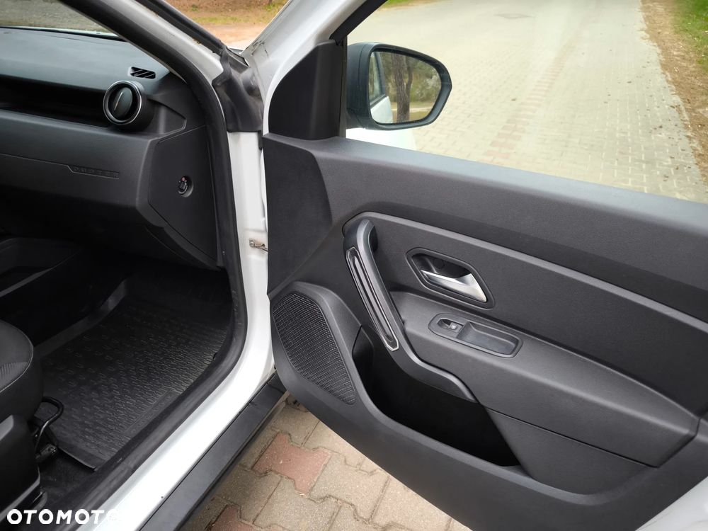 Dacia Duster 1.6 SCe S&S - 15