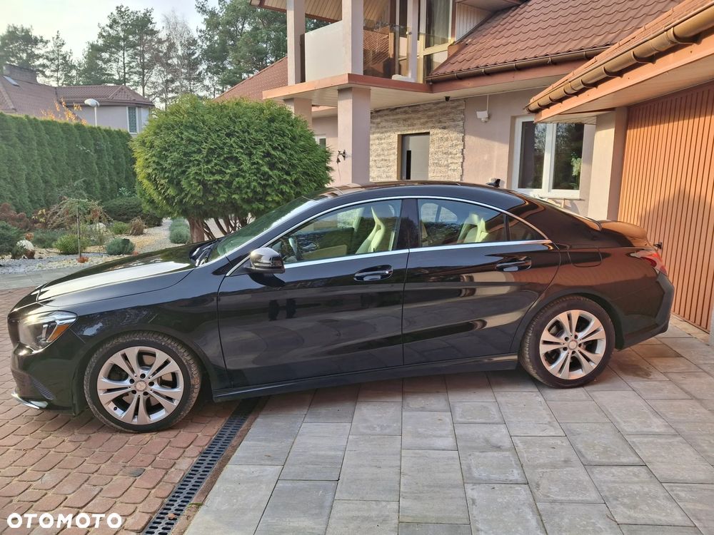 Mercedes-Benz CLA 250 4-Matic - 8