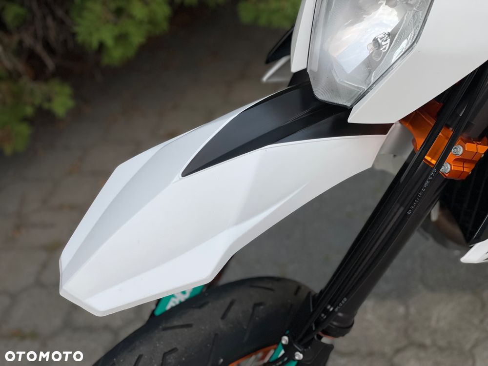 KTM SMC - 24