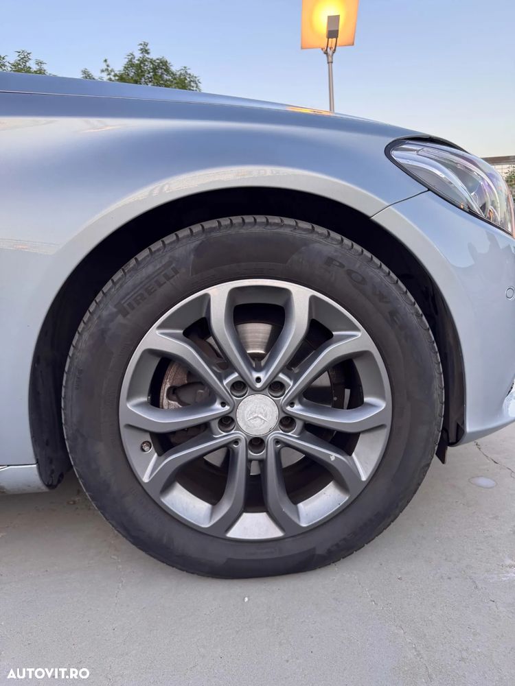 Mercedes-Benz C 220 (BlueTEC) d 7G-TRONIC Avantgarde - 12