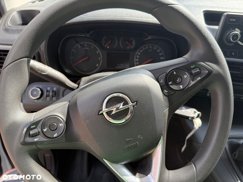 Opel Combo - 22