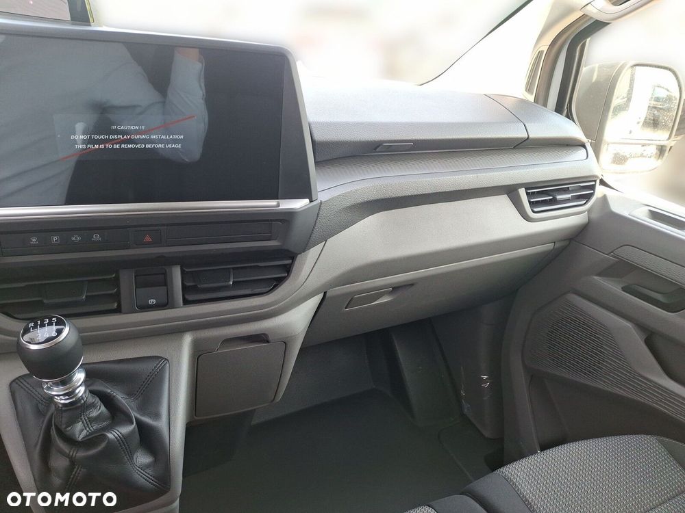 Volkswagen Transporter Furgon 2.0 TDI 150 KM manual - 38
