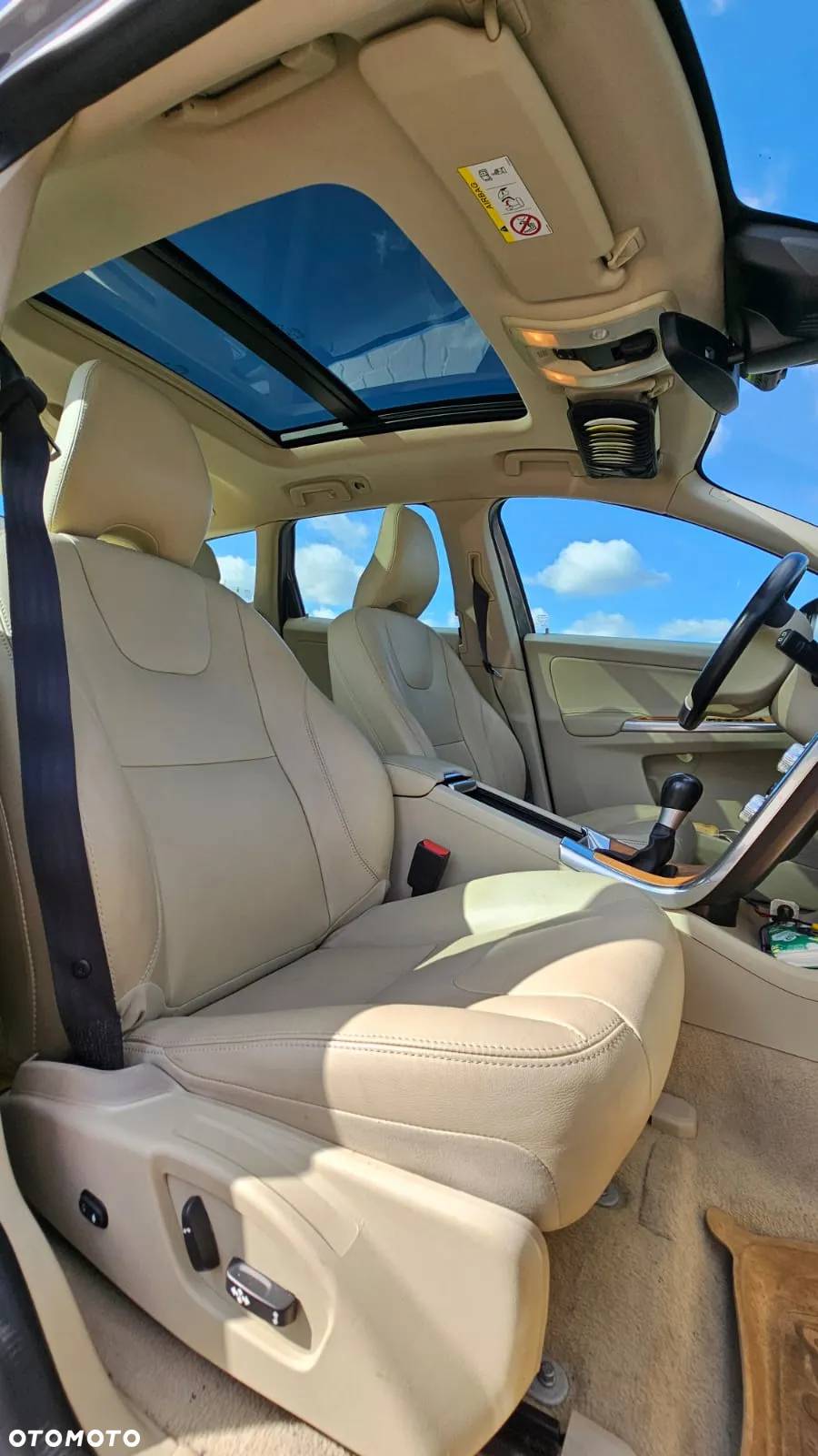 Volvo XC 60 D5 AWD Summum - 4
