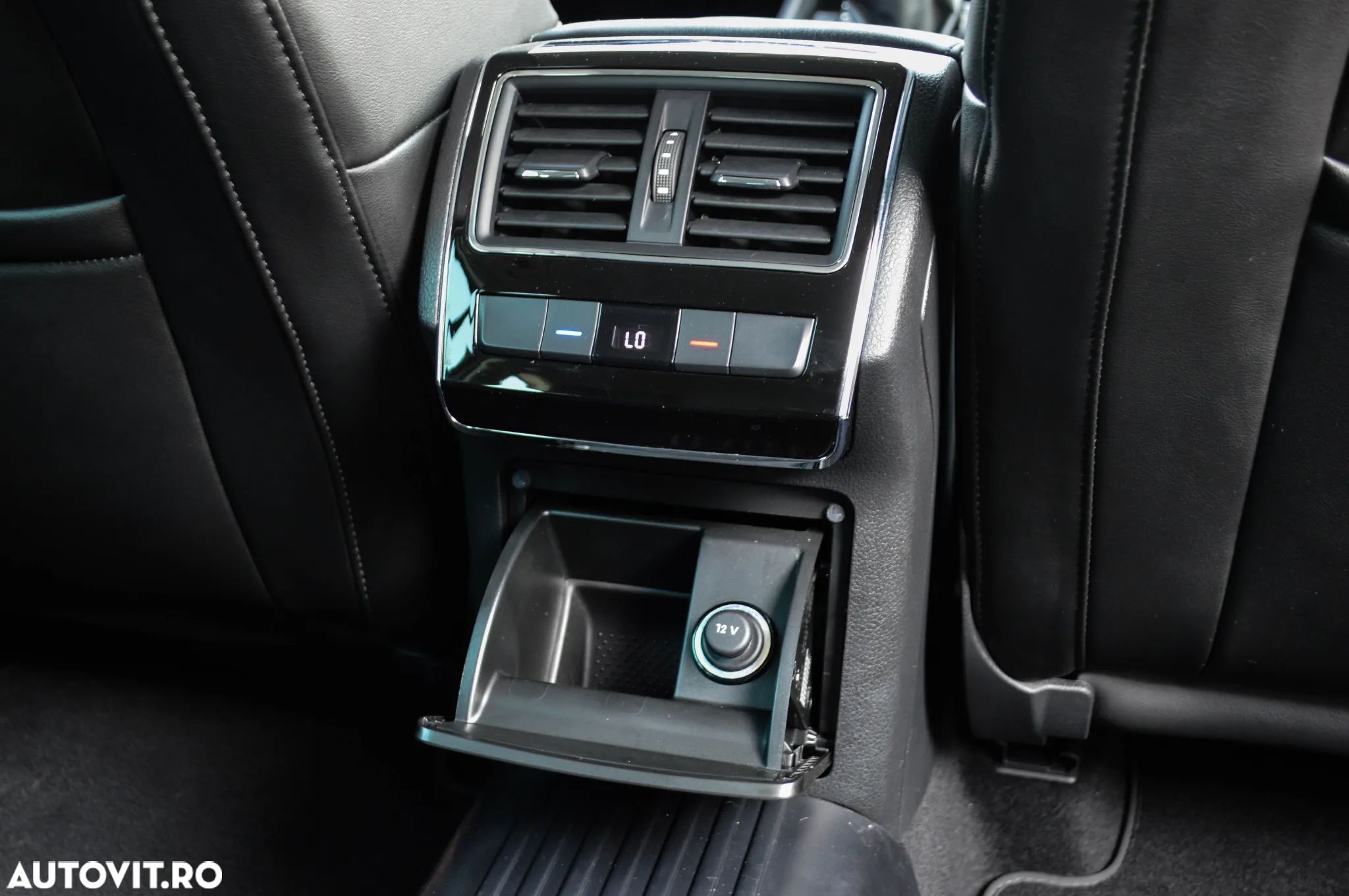 Skoda Superb Combi 2.0 TDI Style - 35