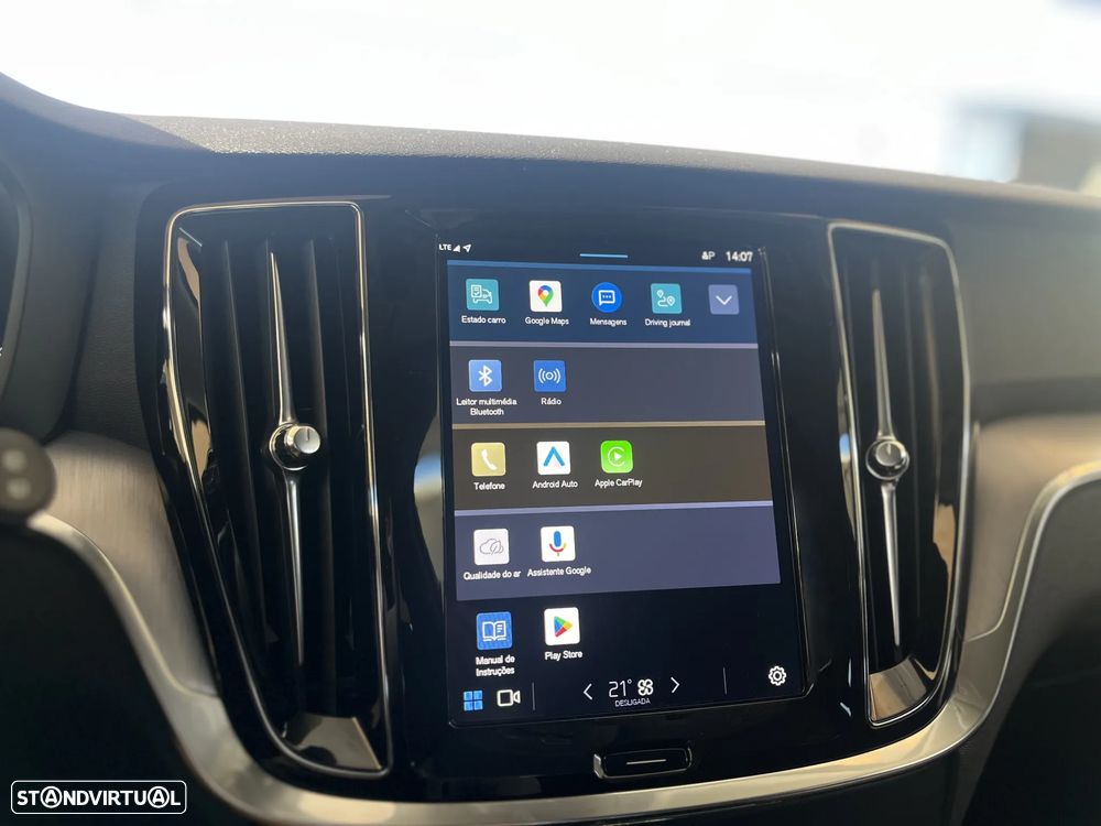 Volvo XC 60 2.0 T6 PHEV Core AWD - 30