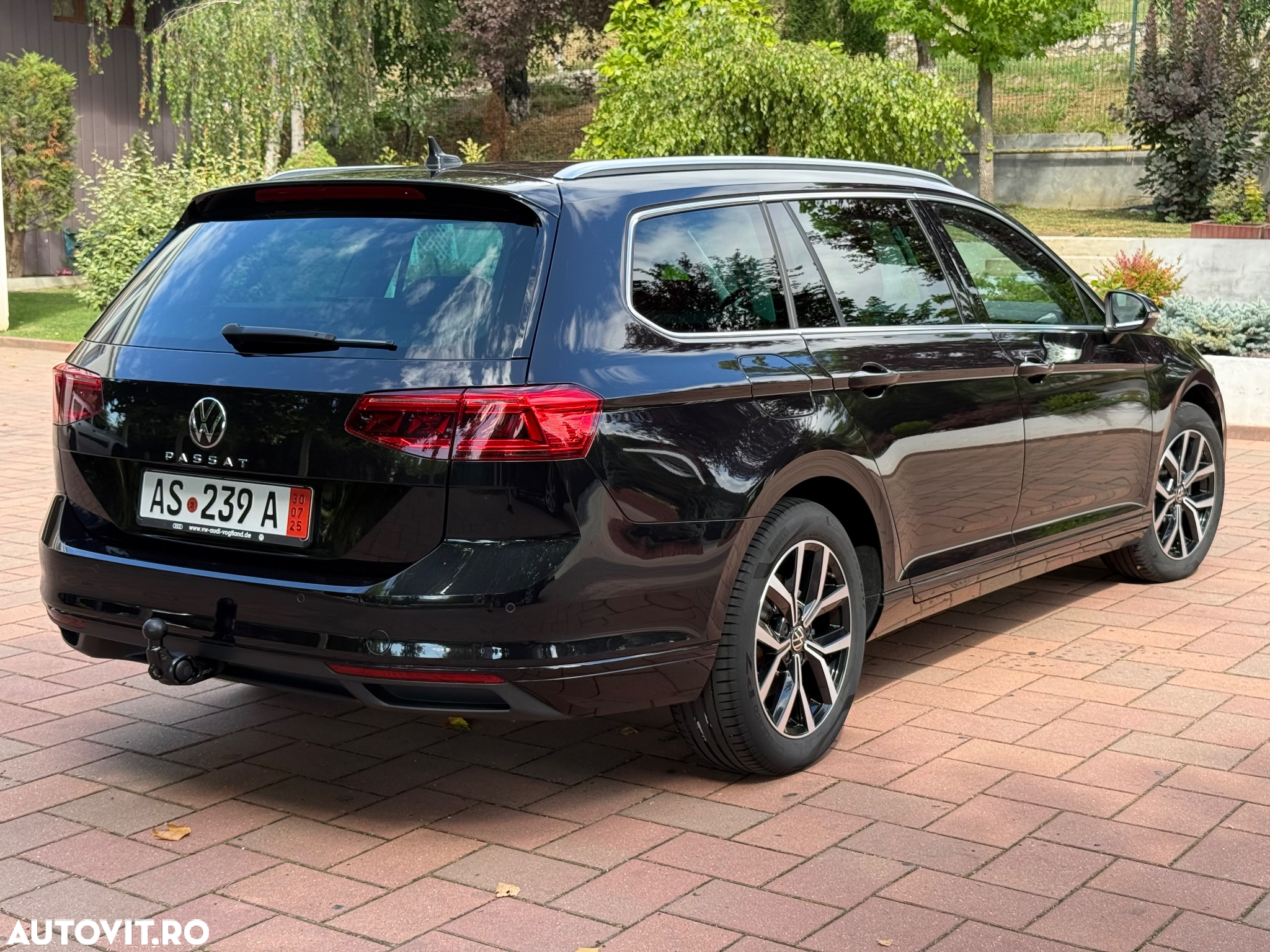 Volkswagen Passat Variant 2.0 TDI DSG Business - 13