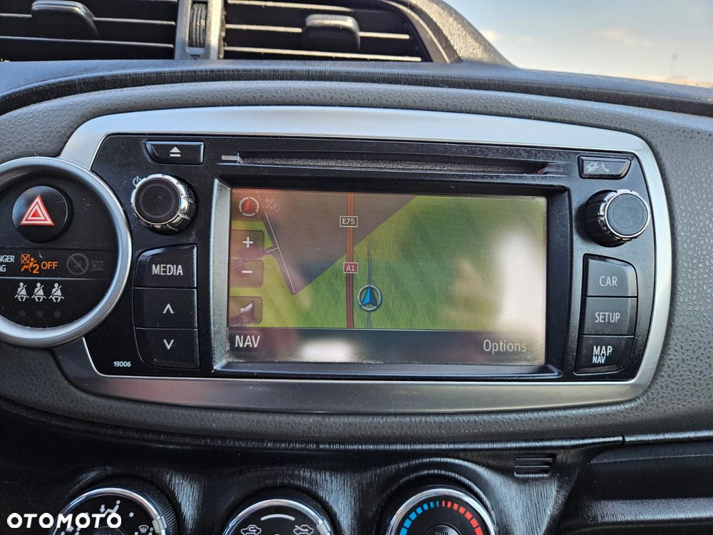 Toyota Yaris 1.33 Active - 12