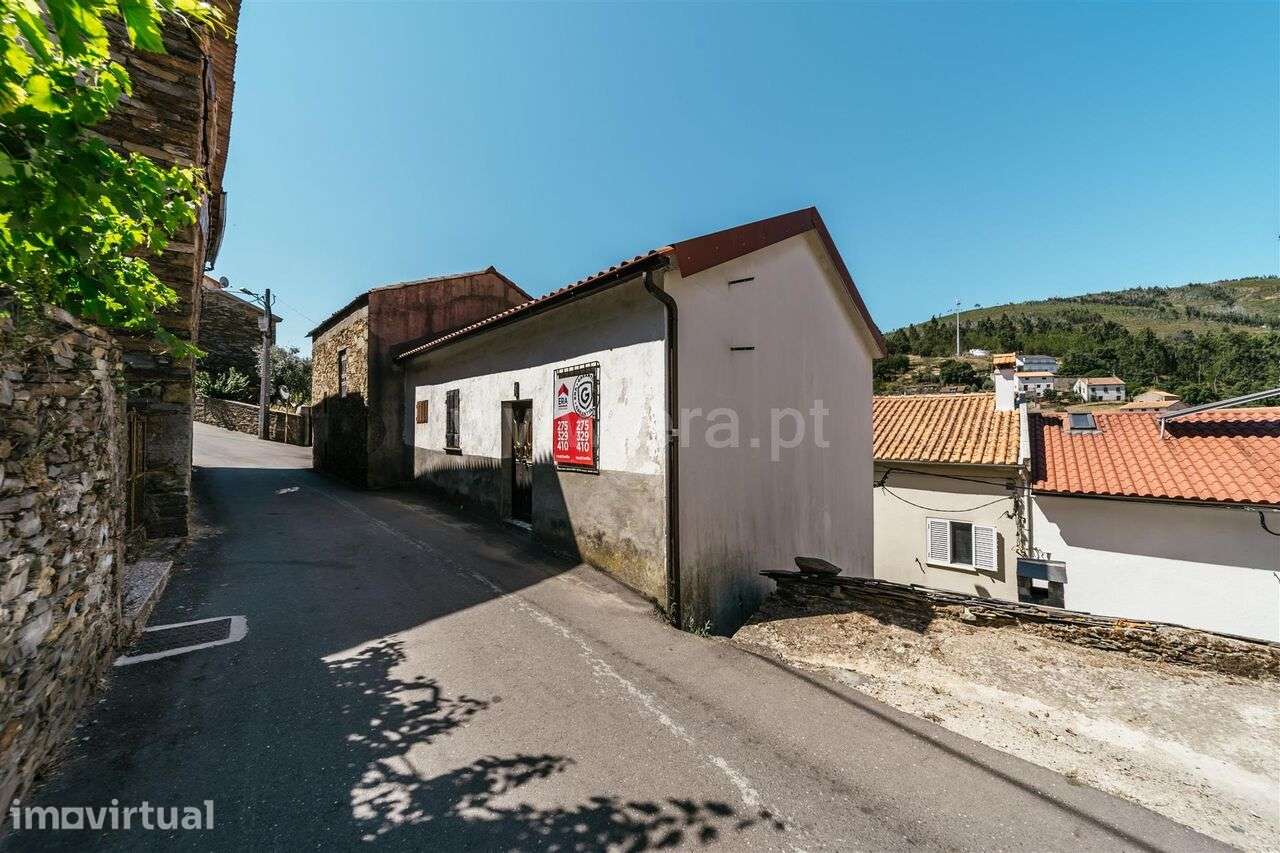 Moradia T3 / Covilhã, Sobral de São Miguel - Grande imagem: 4/19