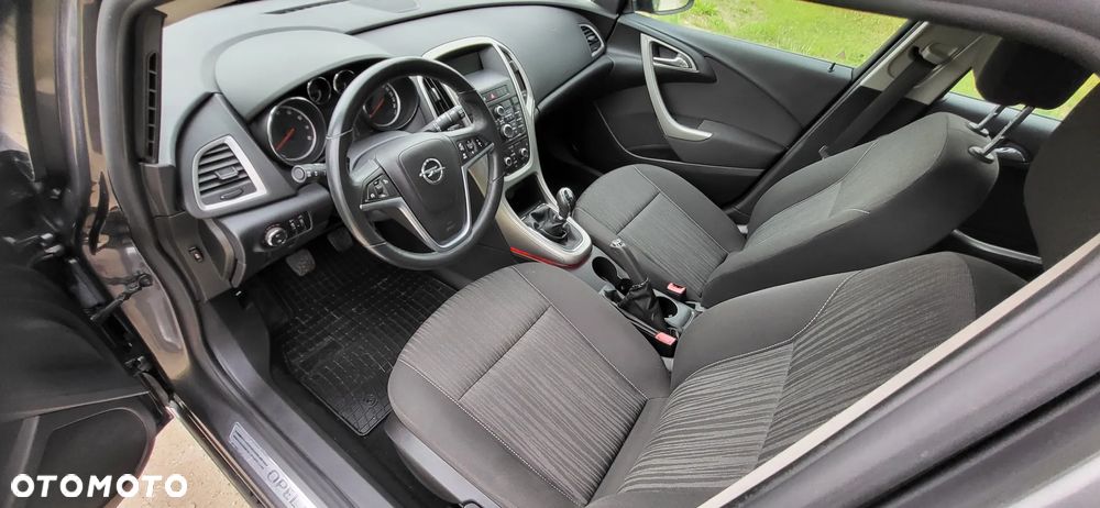 Opel Astra 1.4 T Enjoy - 17