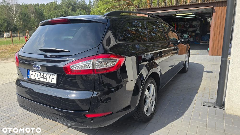 Ford Mondeo 1.6 TDCi Ambiente - 2