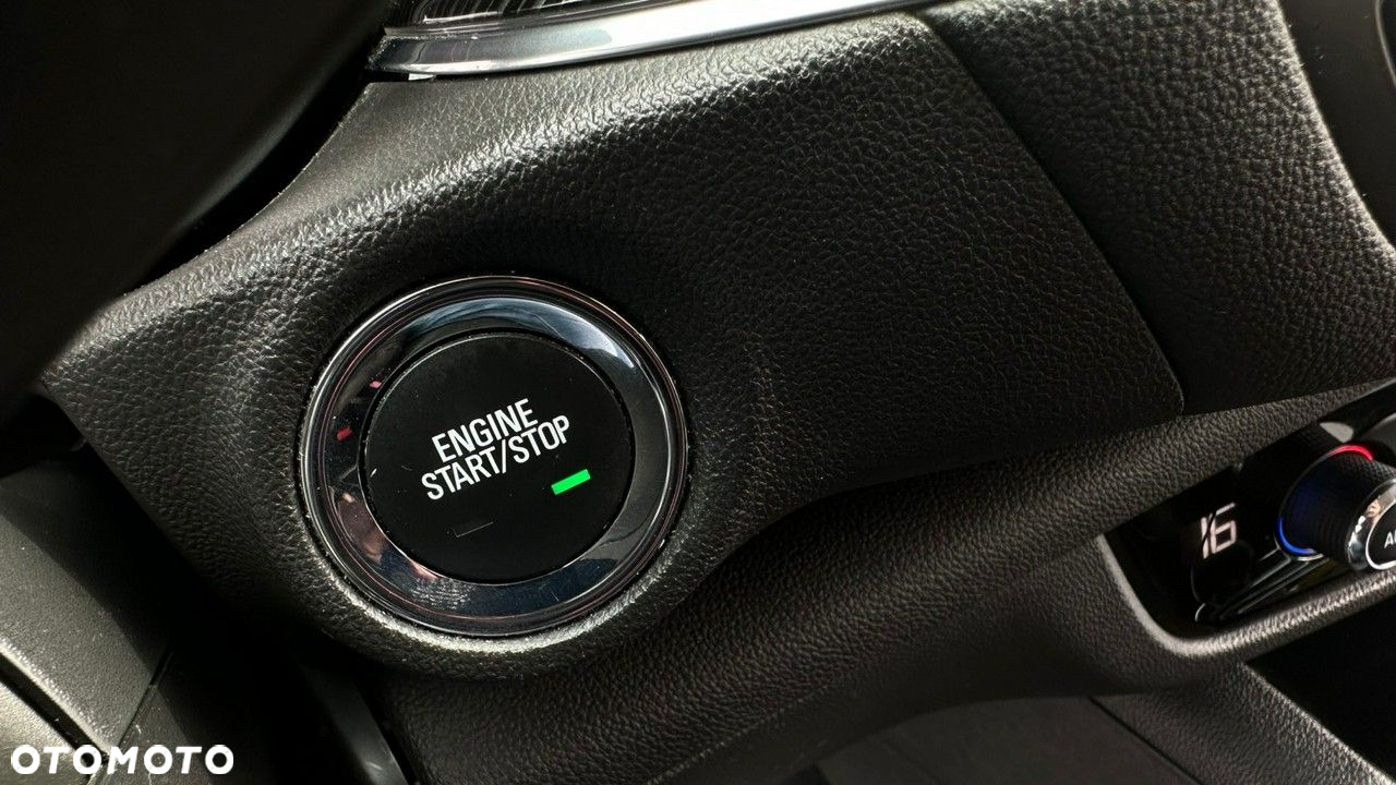 Opel Insignia - 36