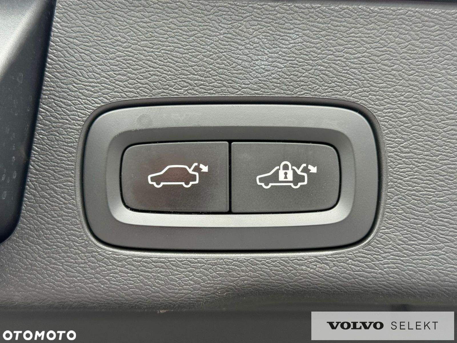 Volvo XC 60 - 18