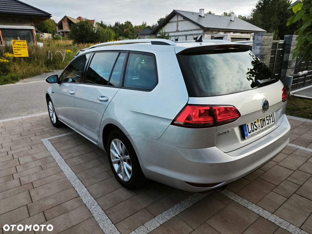 Volkswagen Golf 1.6 TDI BlueMotion Technology Lounge - 27