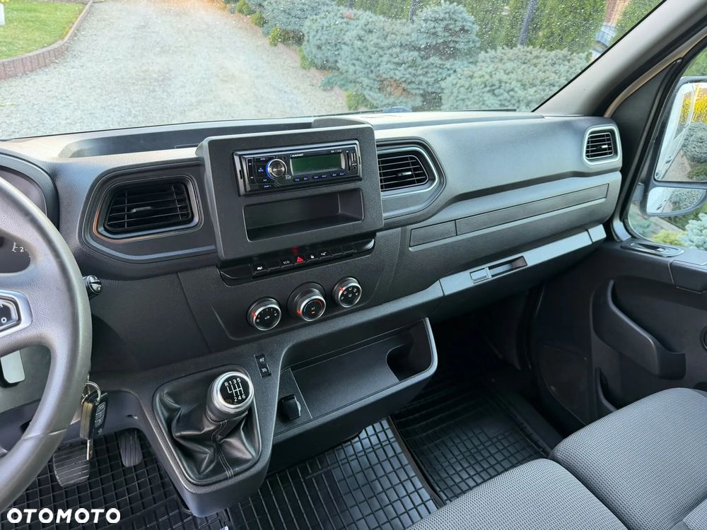 Renault Master Brygadówka 7 osobowy Carpol Tempomat Halogeny - 36