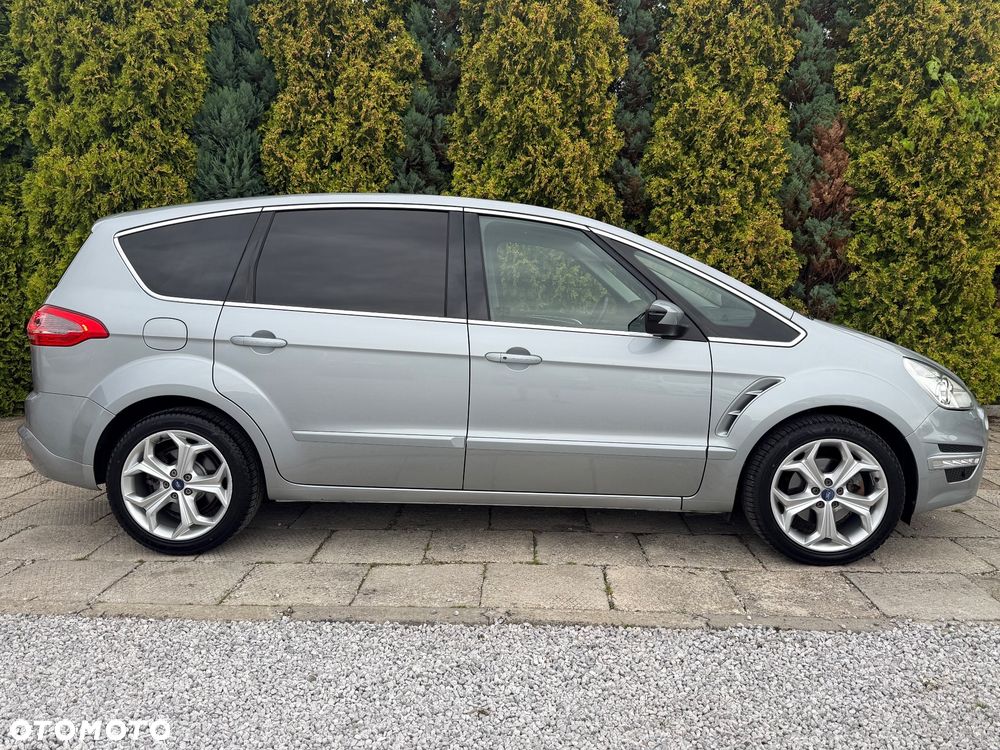 Ford S-Max - 19