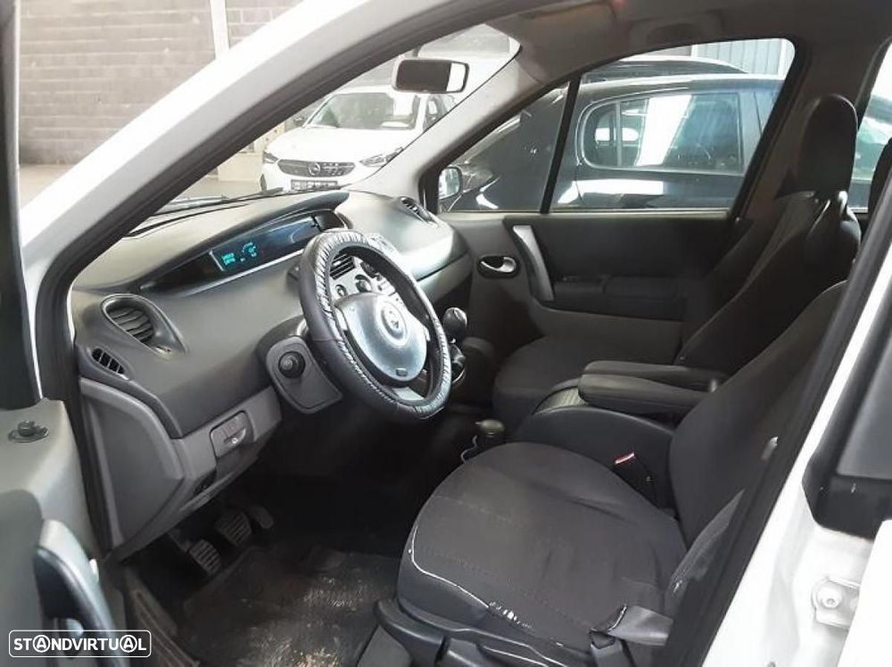 Renault Mégane Scénic - 3
