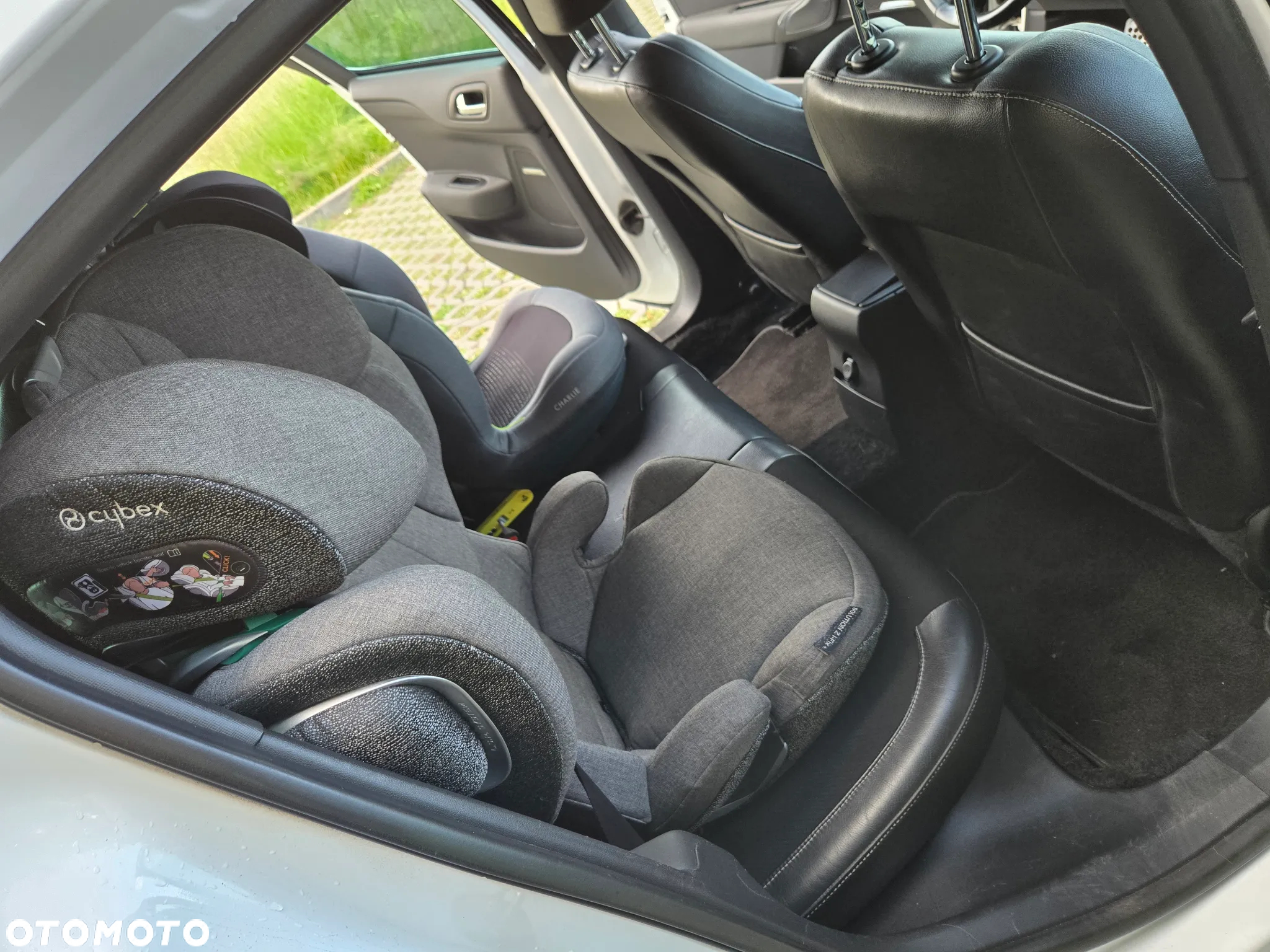Citroën DS4 e-HDi 115 Chic - 10