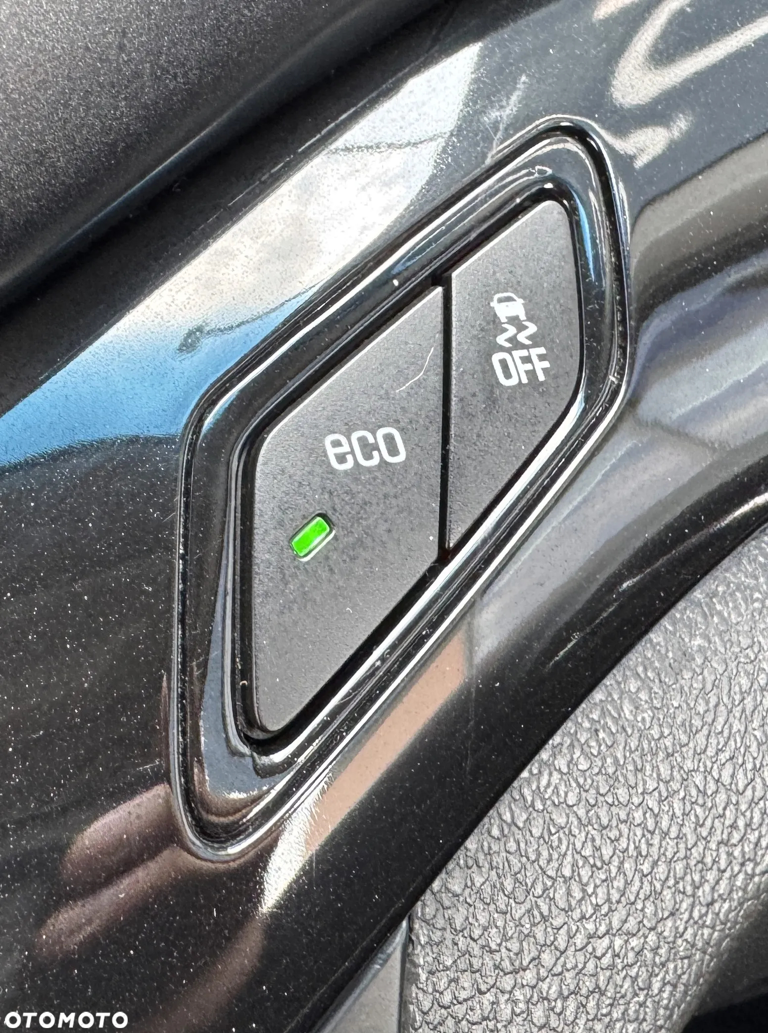 Chevrolet Orlando 1.4 T LTZ - 28