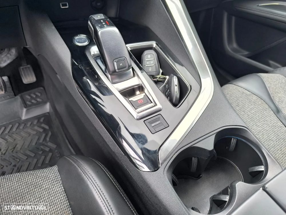 Peugeot 3008 BlueHDi 120 Stop & Start EAT6 Allure - 51