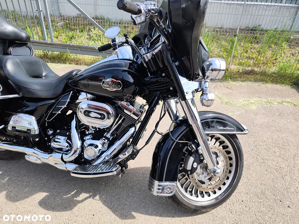 Harley-Davidson FLHTCU Ultra - 24