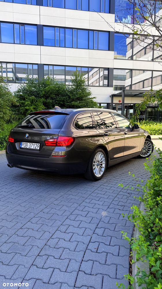 BMW Seria 5 520d - 2