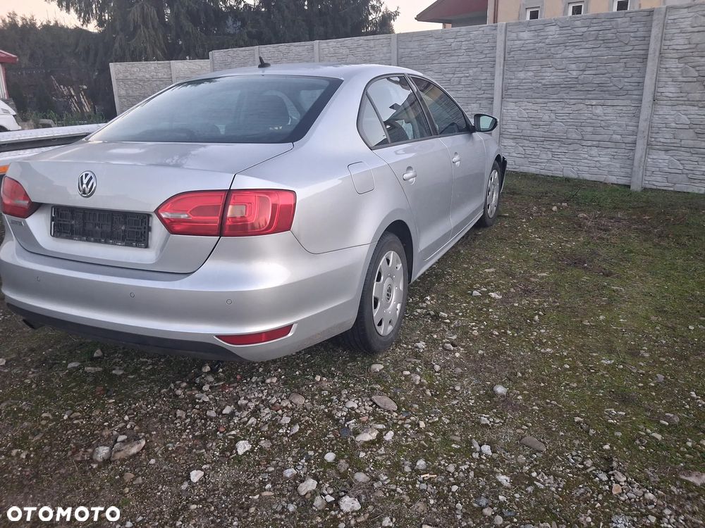 Volkswagen Jetta 1.2 TSI Comfortline - 3