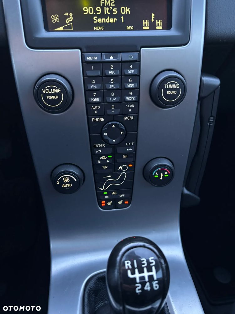 Volvo V50 2.0D DPF Momentum - 13