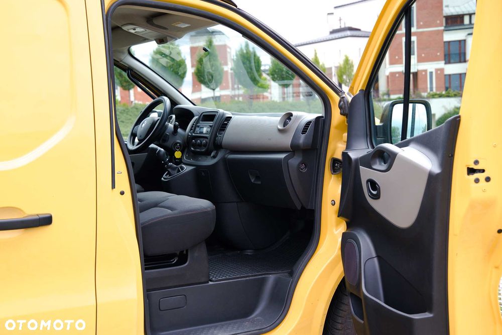 Renault Trafic L1H2 wysoki dach - 14