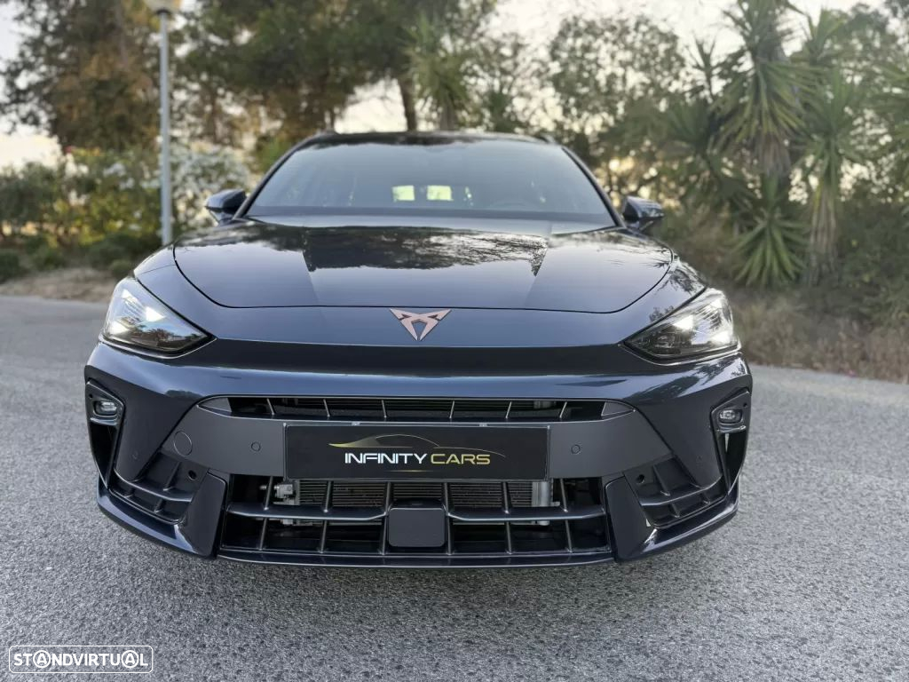 Cupra Leon ST 1.5 eTSI MID DSG - 2