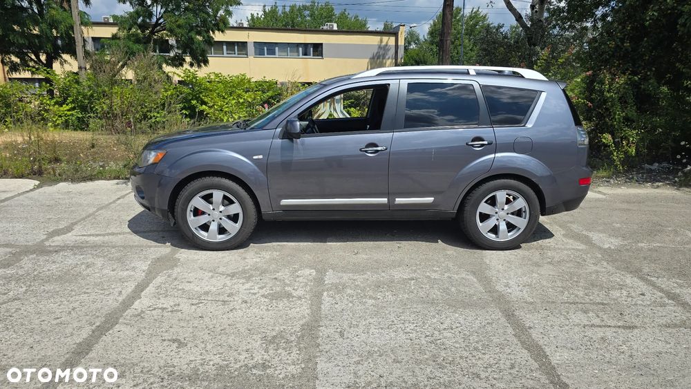 Mitsubishi Outlander 3.0 V6 LS 2WD - 8