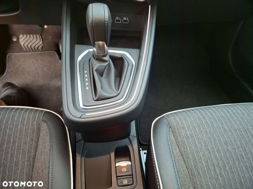 Mitsubishi Colt - 27