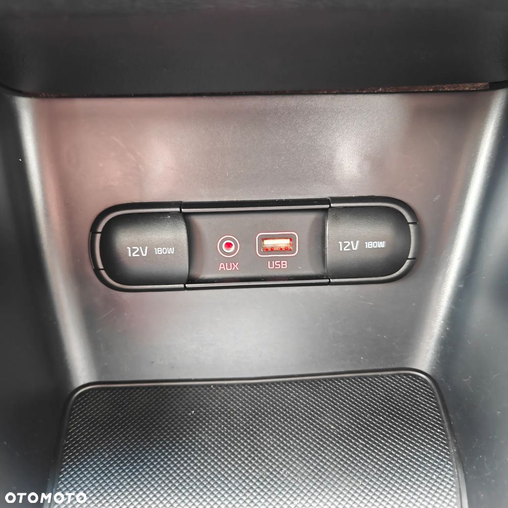 Kia Sportage 1.7 CRDI 2WD Attract - 18