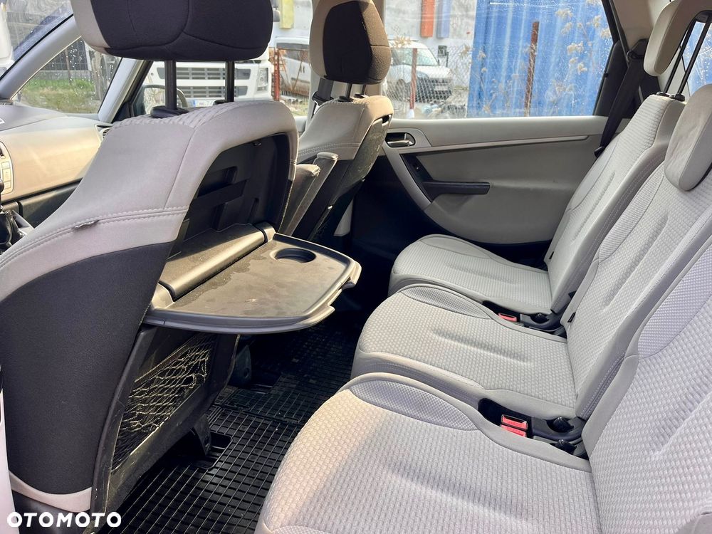 Citroën C4 Picasso - 15