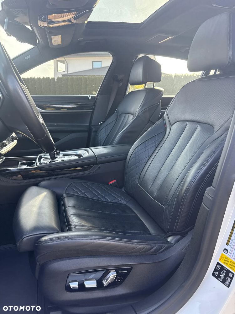 BMW Seria 7 750Li xDrive sport - 18