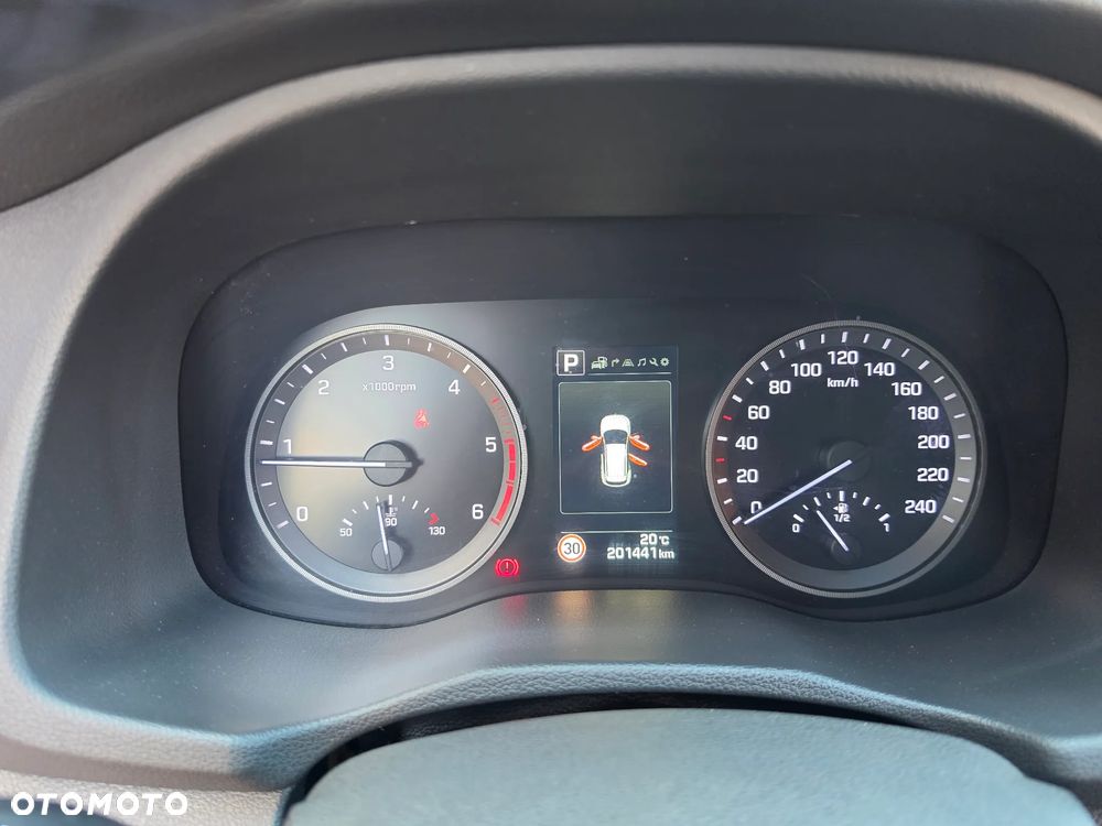 Hyundai Tucson blue 1.7 CRDi 2WD DCT Premium - 29