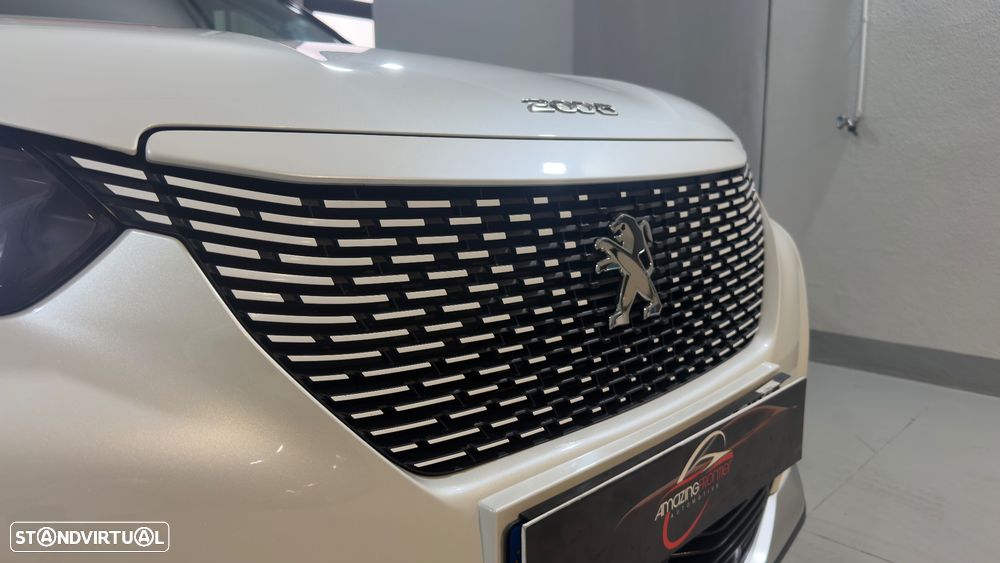 Peugeot e-2008 GT - 8