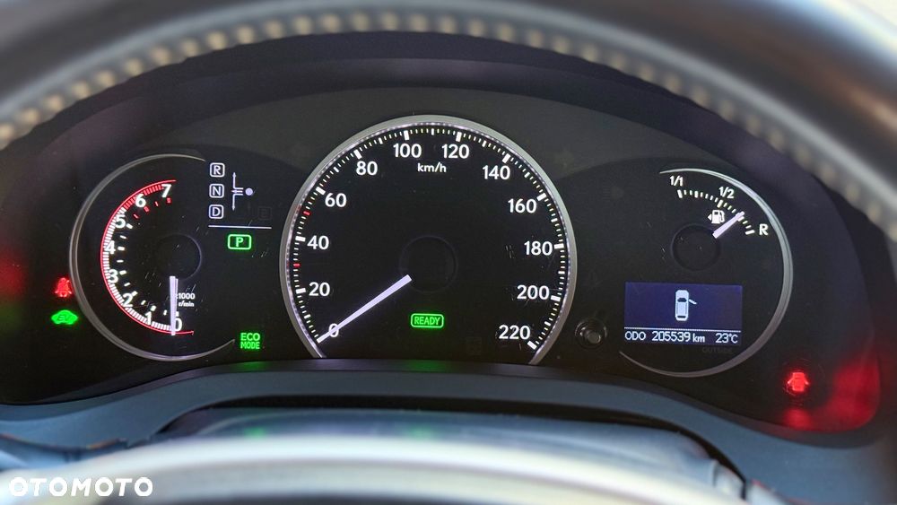 Lexus CT 200h Elite - 22