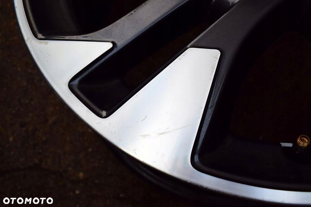 OPEL 17 Grandland X Nowy Model Oryginał - 2