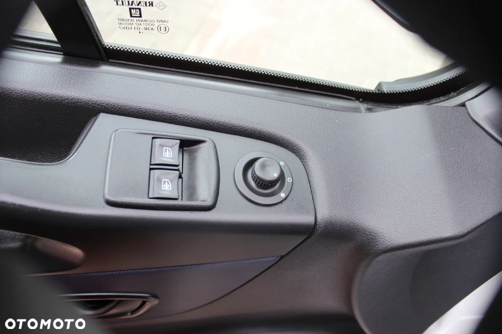 Opel VIVARO - 11