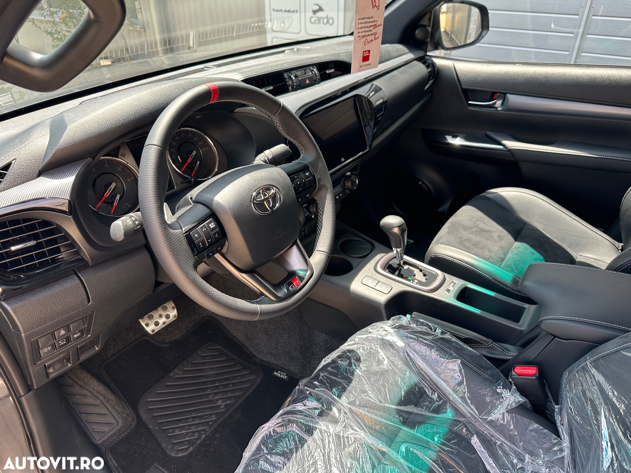 Toyota Hilux 2.8D 204CP 4x4 Double Cab AT GR Sport - 15