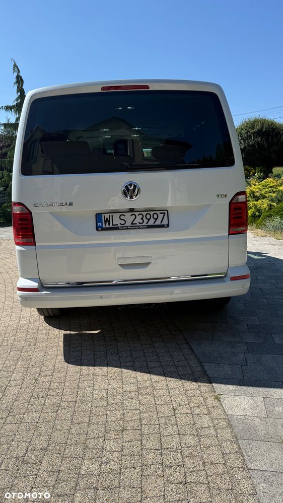 Volkswagen Caravelle - 10