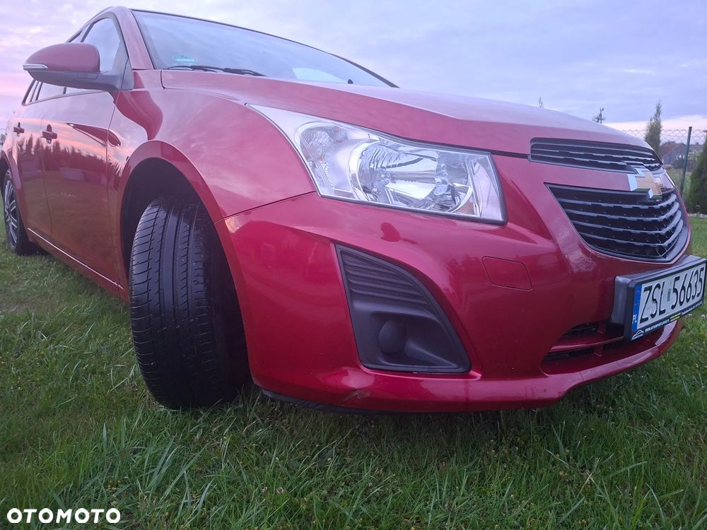 Chevrolet Cruze 1.6 LS - 7