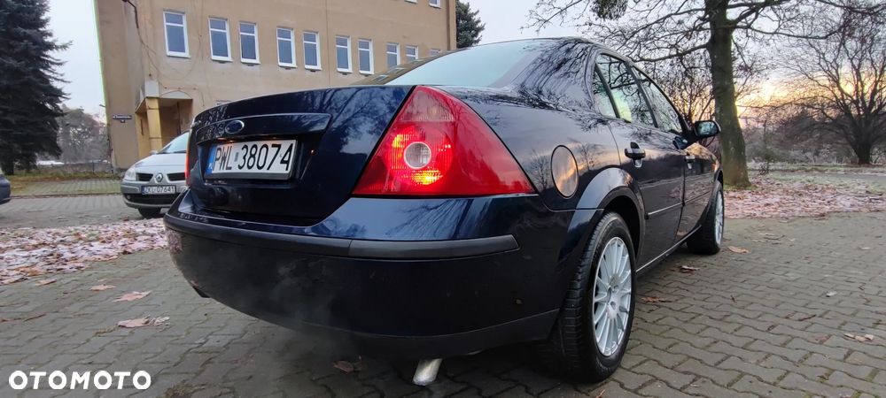 Ford Mondeo 2.5 V6 Sport - 8