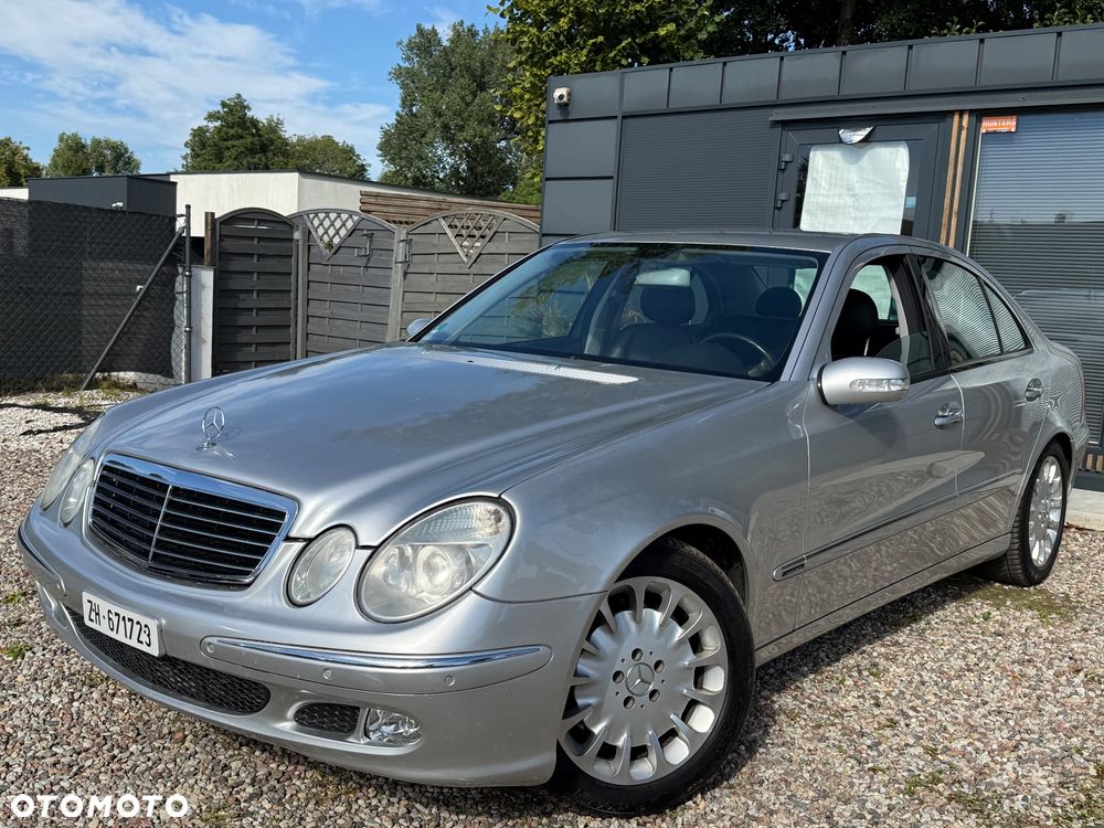 Mercedes-Benz Klasa E 500 7G-TRONIC Elegance - 7