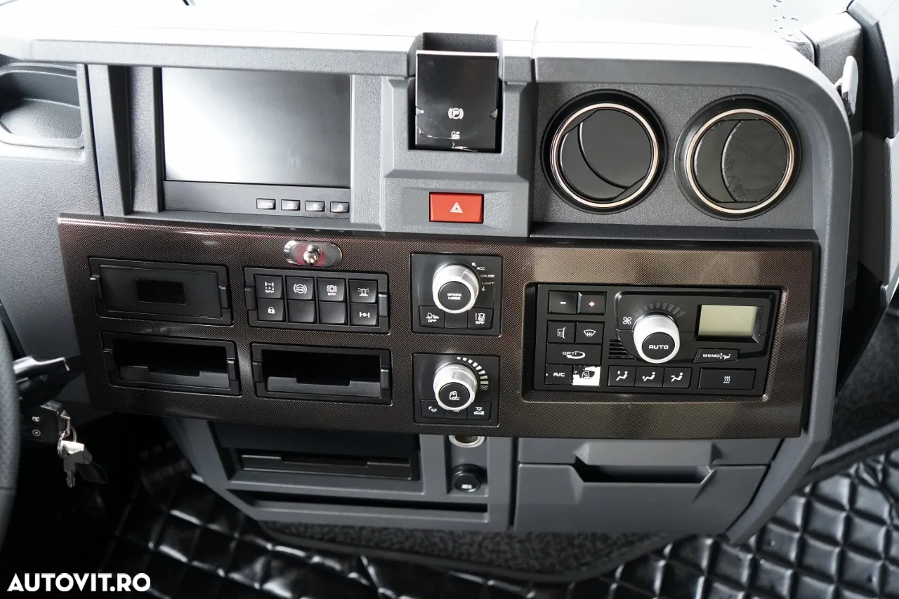 Renault T 520 / RETARDER / FULL AIRMATIC / VERSIUNE RICH / PIELE / METALICĂ / JANTE DIN ALIAJ / CONTRACT DE REPARAȚIE POST-SERVICE - 30