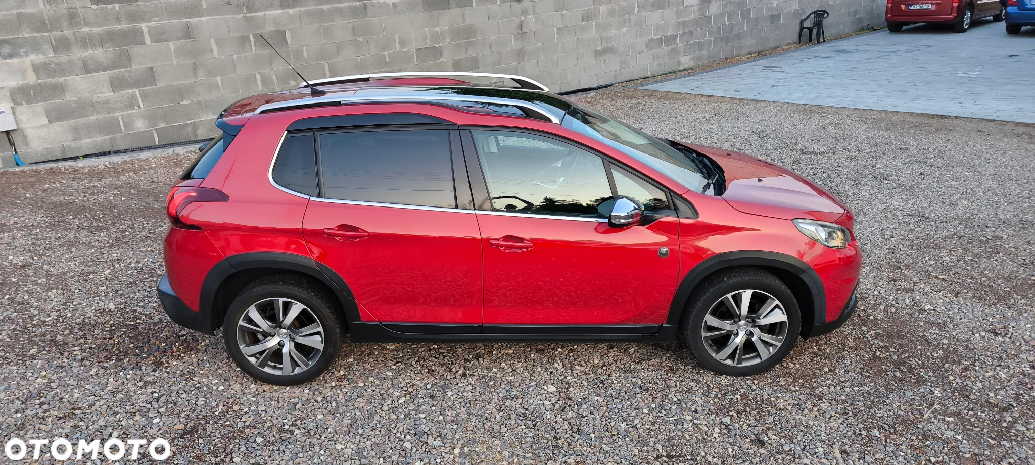 Peugeot 2008 - 11