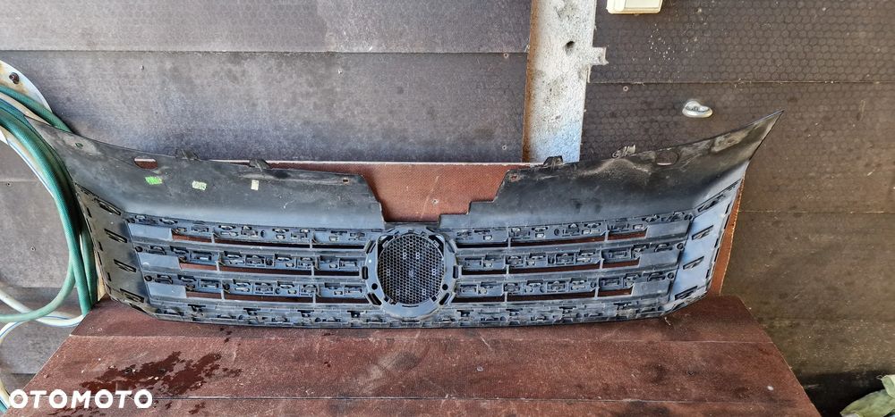 GRILL ATRAPA CHŁODNICY VW PASSAT B7 - 6